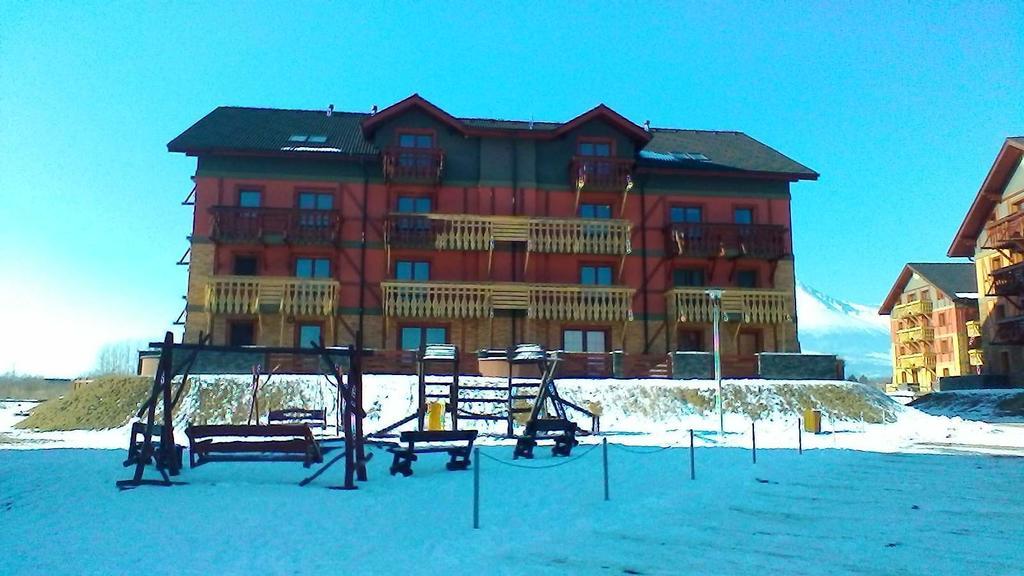 Apartman Fiona Vel'ka Lomnica Exterior foto