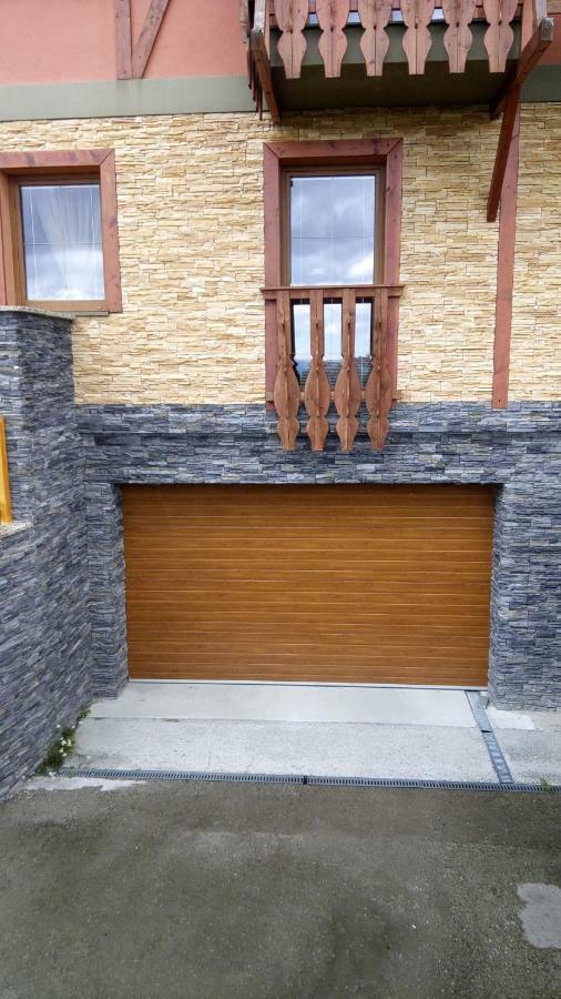 Apartman Fiona Vel'ka Lomnica Exterior foto
